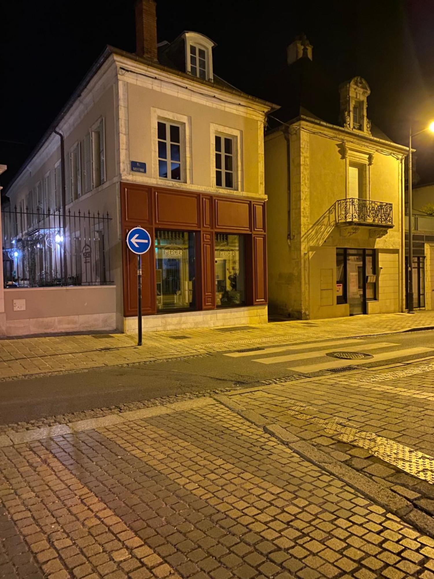 Le Kt-Dral - Appartement Hypercentre Bourges Exterior foto